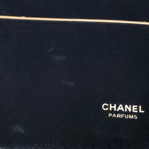 CHANEL Black Velvet Double Zip Top Clutch Cosmetics Parfums Bag - Picture 5 of 17